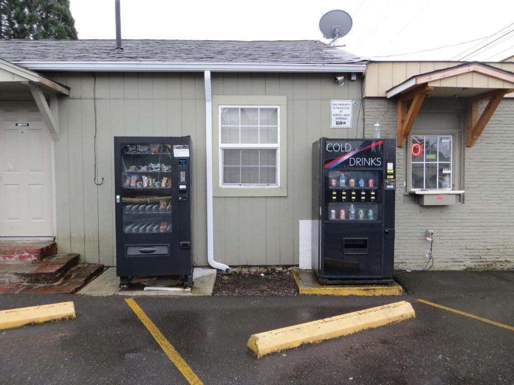 Madison Suites Motel Portland Exterior foto